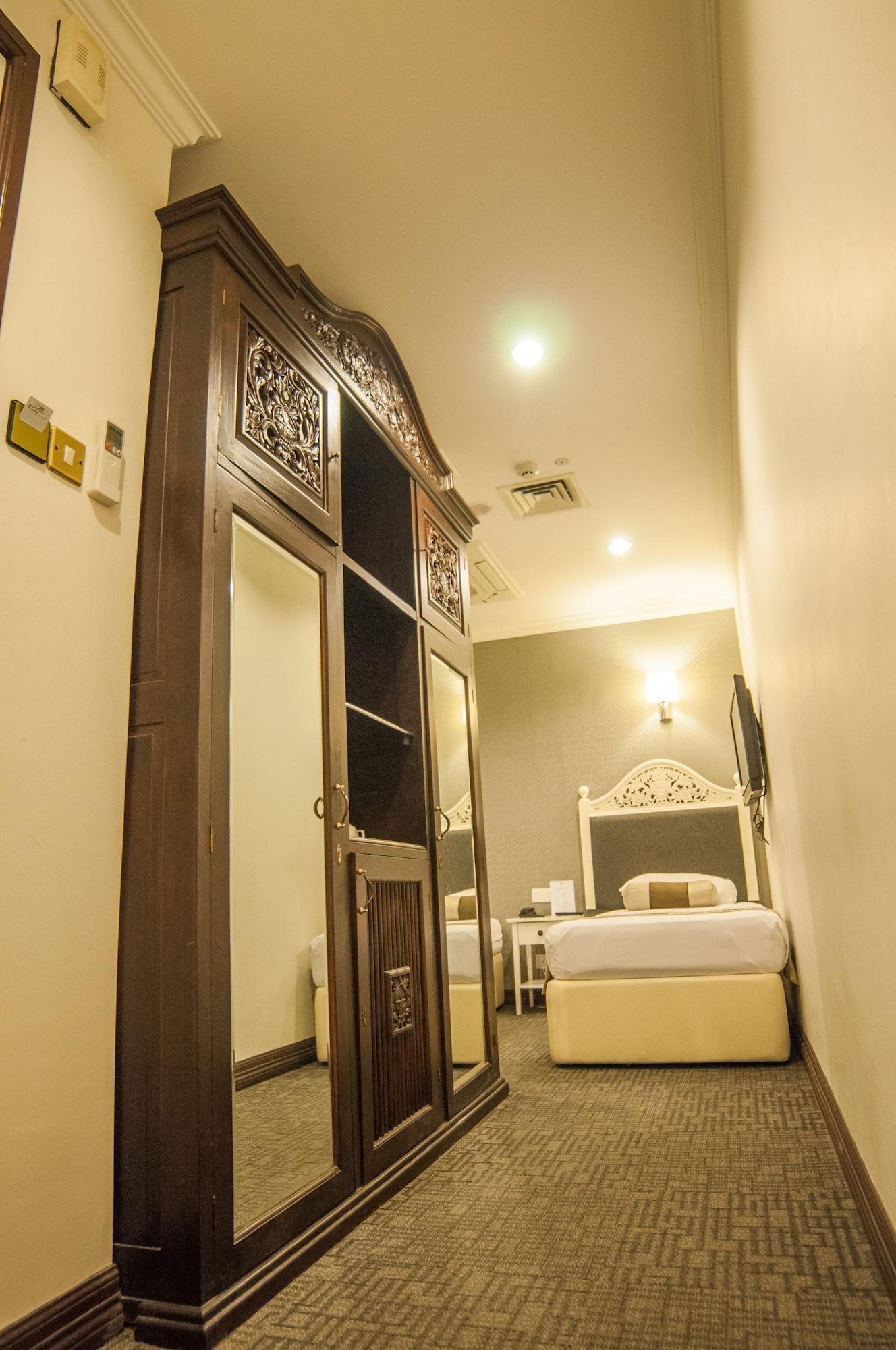 The At Temple Street Singapura
